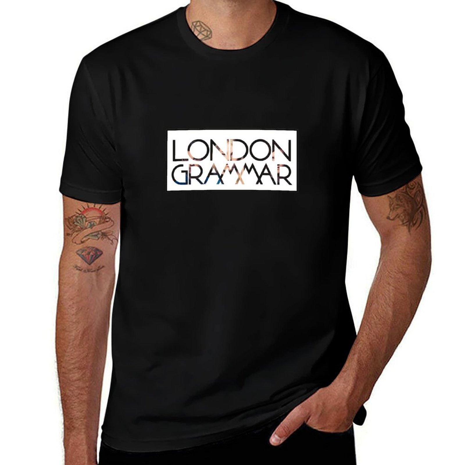 Street Fashion London - 런던 그램마 T셔츠 스트리트 패션 캐주얼