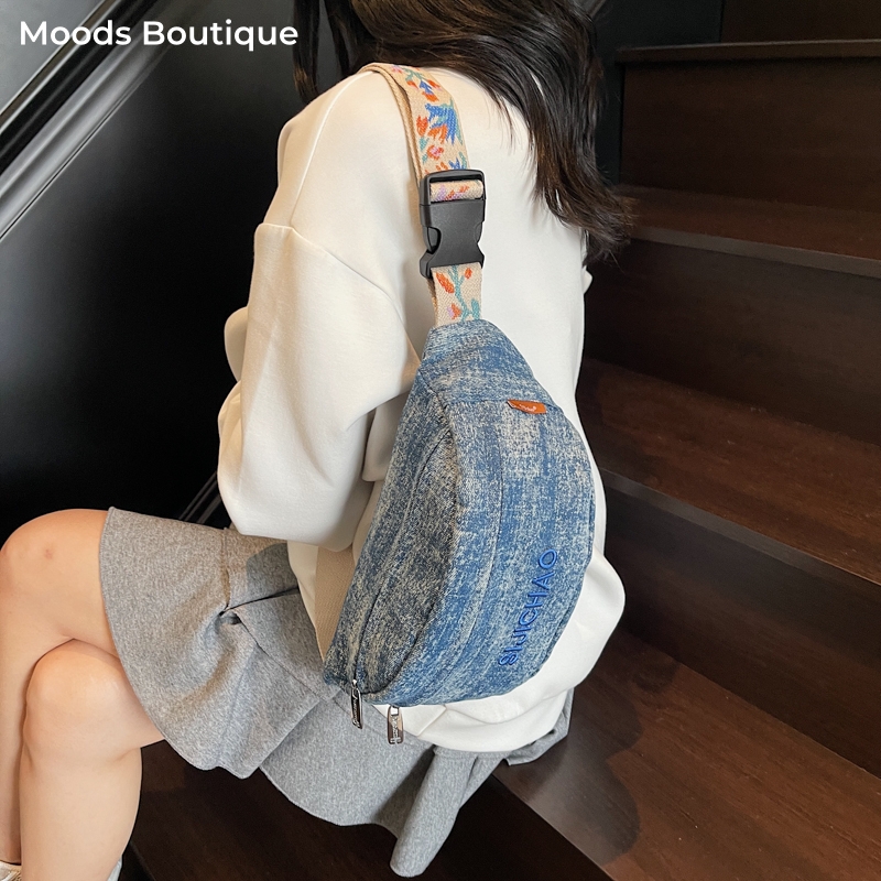 Street Fashion Trends 2025 - 체스트백 하이엔드급 가방 여성가방 여성크로스백 핸드폰